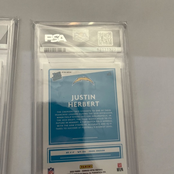 2020 Panini Donruss Optic Justin Herbert Holo #153 Rookie Psa 9 Mint - Picture 2 of 2
